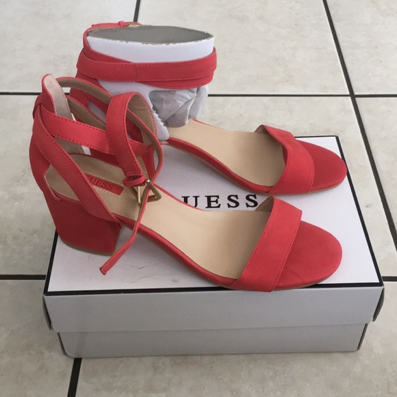 Guess Shoes - Guess women short heel